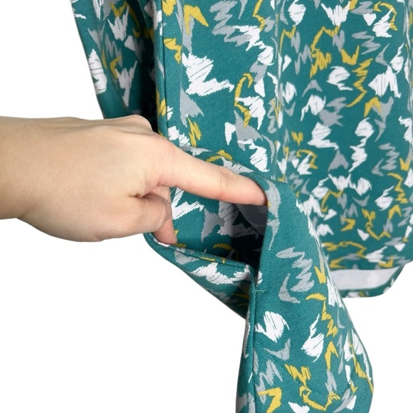 LOGO Lounge Green Abstract Print 3/4 Sleeve Swing Blouse - Picture 5 of 12